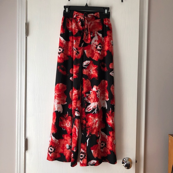 Floral Wide Leg Tie Waist Pants - Picture 1 of 7